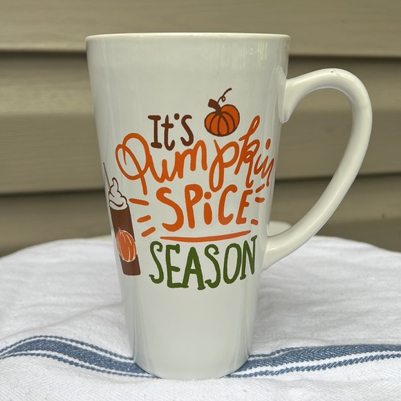 Stoneware fall white tall coffee mug - Picture 2 of 4